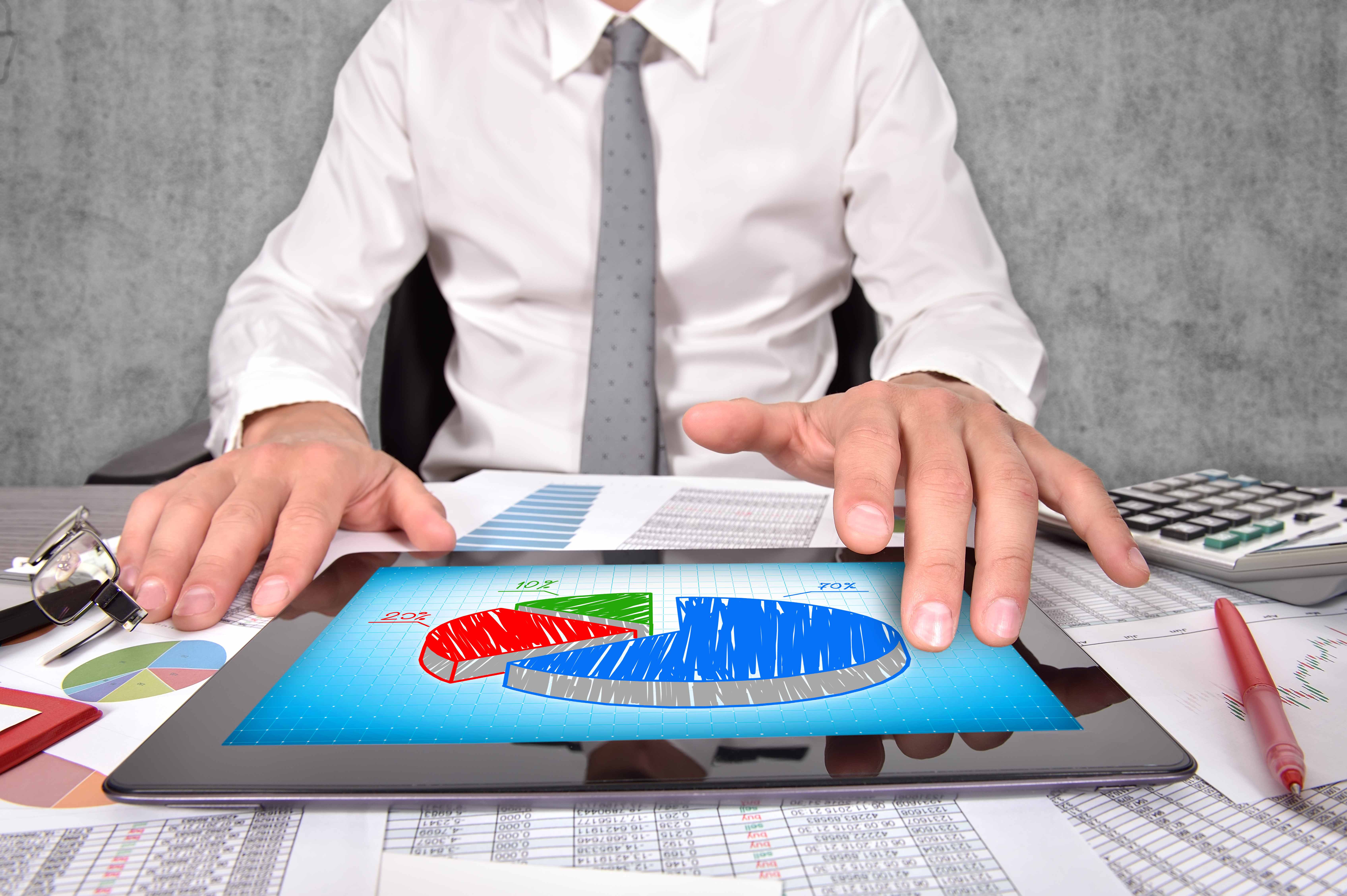 Как услуги формируют экономику