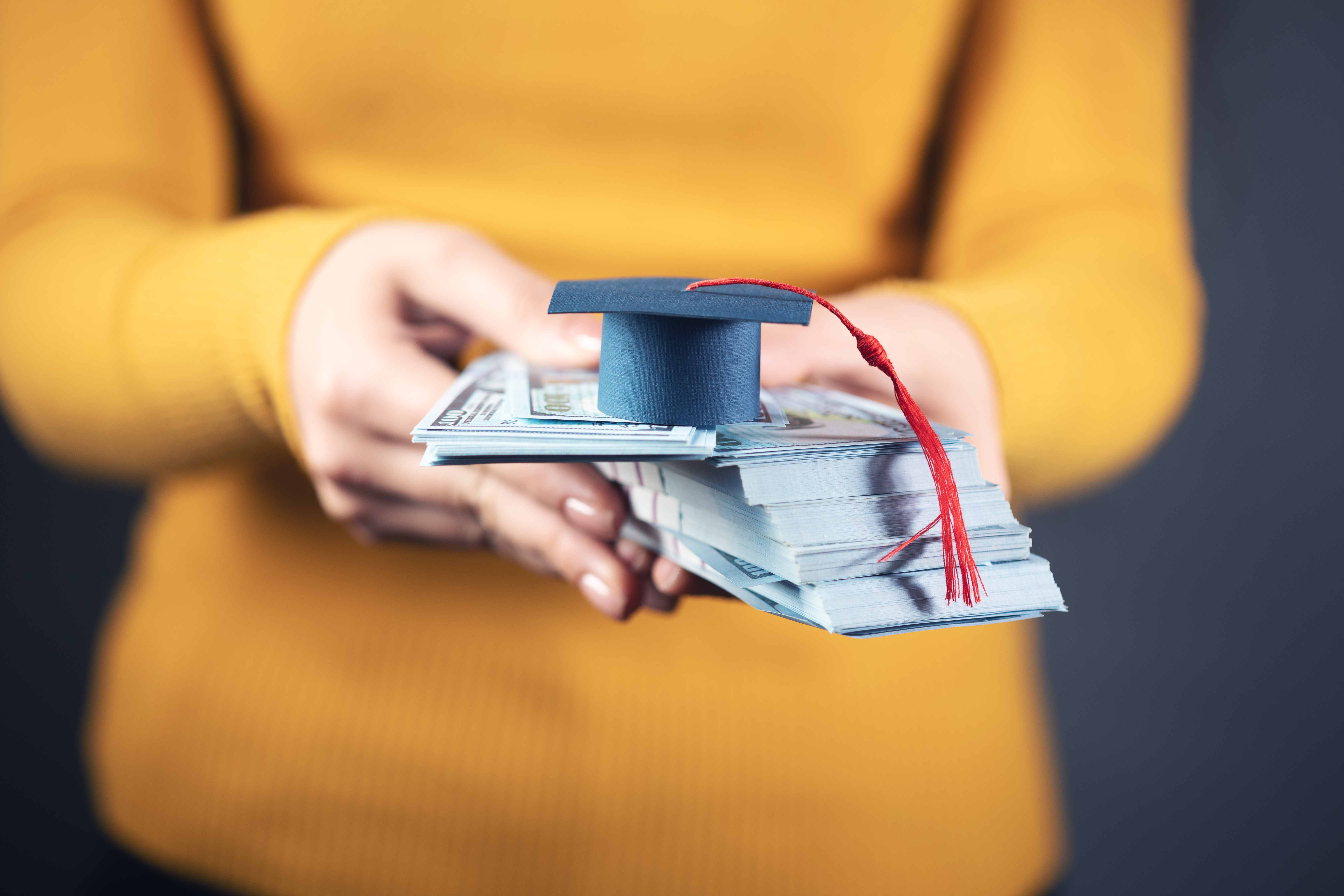 Повышенная академическая стипендия: достижения и условия